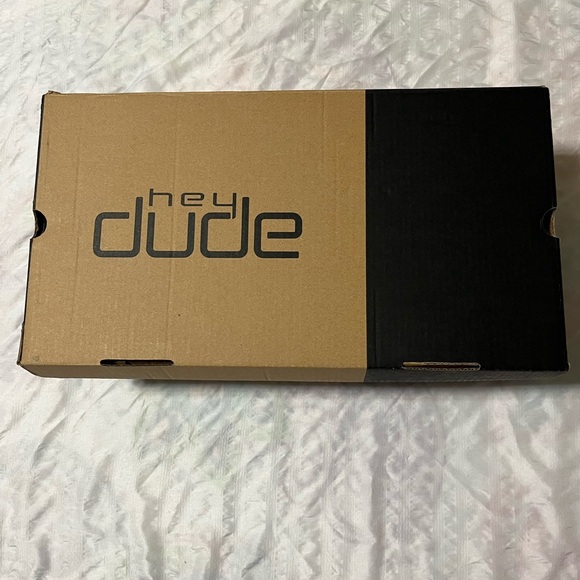 Men’s Hey Dude Wally Sox Slip On Casuals Beige Brand New with Box. - Picture 10 of 12